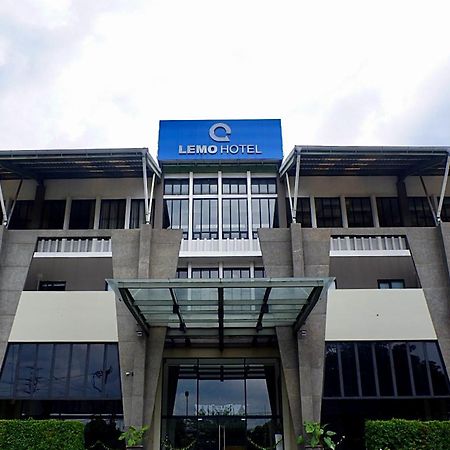 โรงแรมเลโม เซอร์ปง ทังเกอรัง ภายนอก รูปภาพ