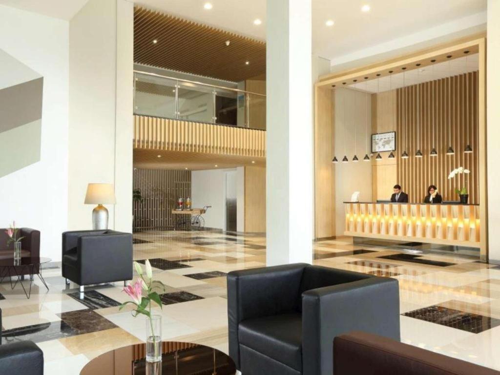 โรงแรมเลโม เซอร์ปง ทังเกอรัง ภายนอก รูปภาพ