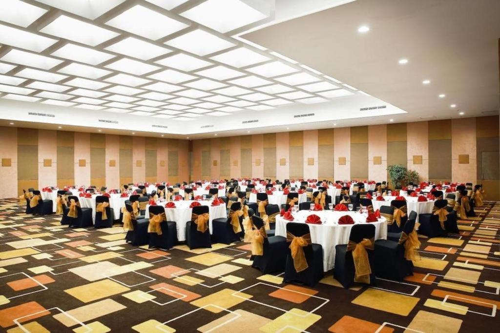 โรงแรมเลโม เซอร์ปง ทังเกอรัง ภายนอก รูปภาพ
