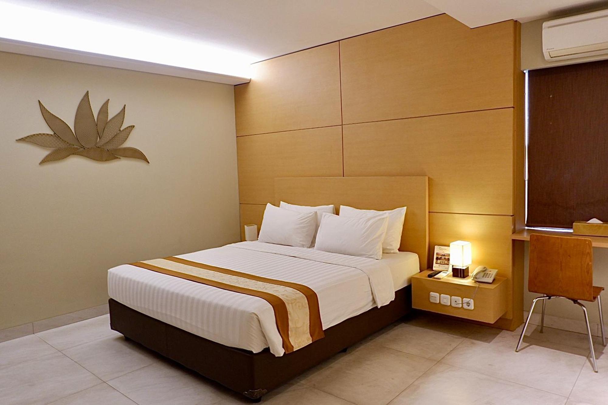 โรงแรมเลโม เซอร์ปง ทังเกอรัง ภายนอก รูปภาพ